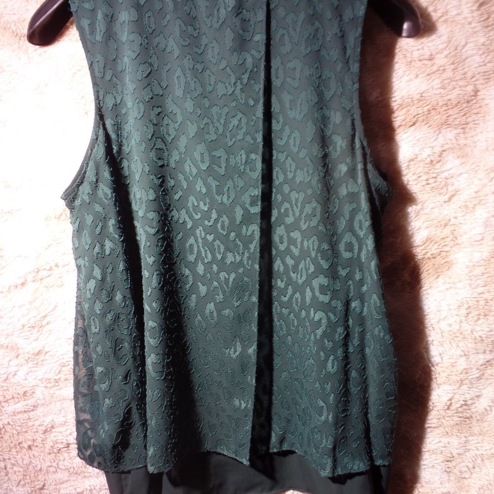 Apt 9 Hunter green lace layered back fold detail textured sleeveless top XL - Picture 4 of 5